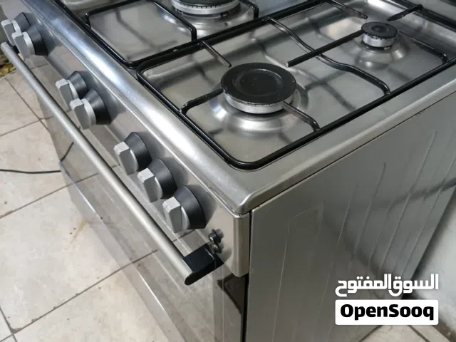غاز 5عيون القياس 90سم   استعمال اشي بسيط  نوعيته simfer  ايطالي  ستانلس ستيل شعله  ذاتيه عن طريق الم