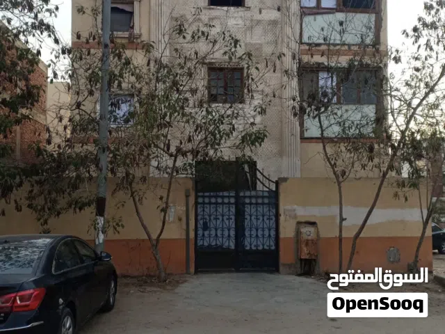 مصنع للبيع في العبور من المالك 300م
