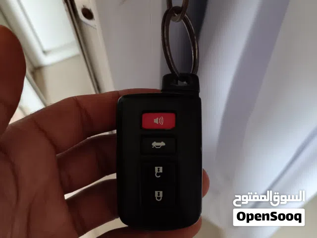 مفتاح ريموت  كرولا اقبل البدل وكشافات رنجات فيتارا طاسات