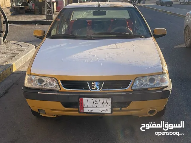 Peugeot 405  in Basra