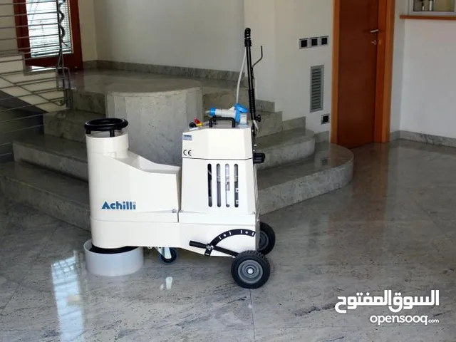 تبي الرخام يطلعلك حاجة قنينة ؟عليك و على أبو بدر ، عندنا جلايات رخام و زليز و تنظيف على كيف كيفك.