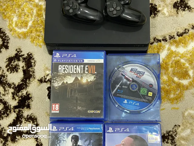 PlayStation 4 PlayStation for sale in Al Dakhiliya