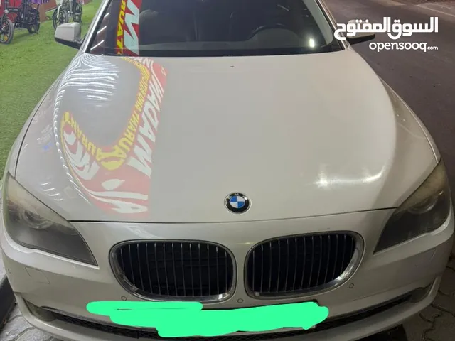 BMW 740li موديل 2011 فل مواصفات