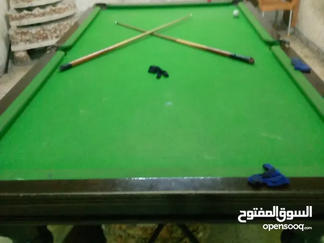 طاولة بلياردو انجليزي بحالة ممتازة