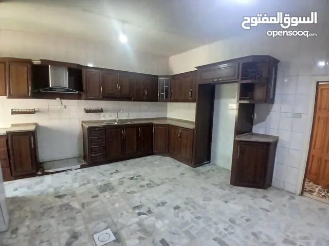 شقه فارغه للإيجار الجبيهه