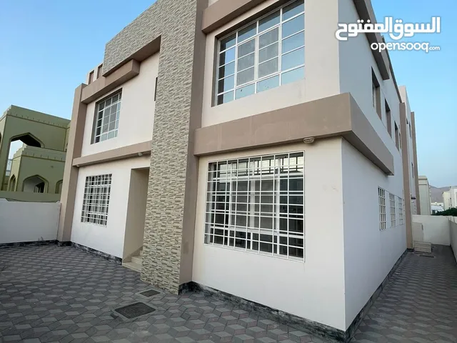 693 m2 5 Bedrooms Villa for Sale in Muscat Amerat