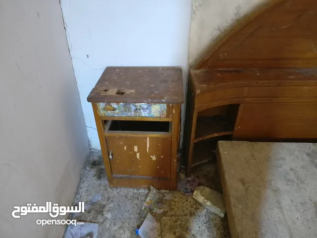 غرفه تفصال عراقي متروكه هذا حالهه جربايه مكسوره سعرهه مناسب