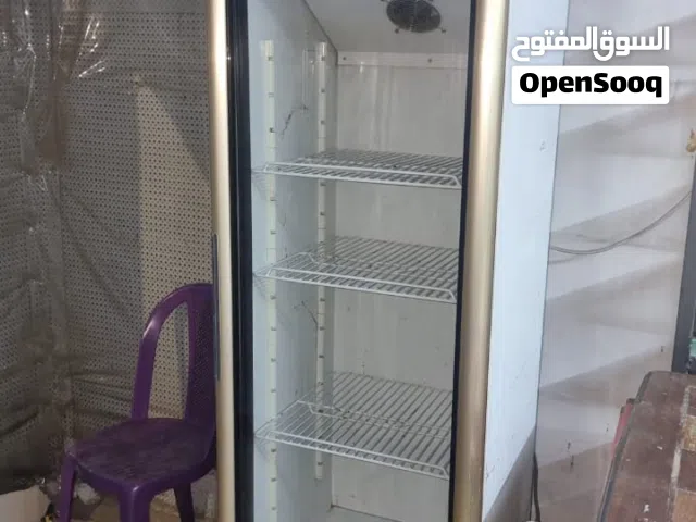 دكانة للبيع بحارة شعبية مرخصة للسنة من 40 سنة فاتحة للبيع