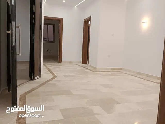 250 m2 4 Bedrooms Villa for Sale in Benghazi Al Hada'iq
