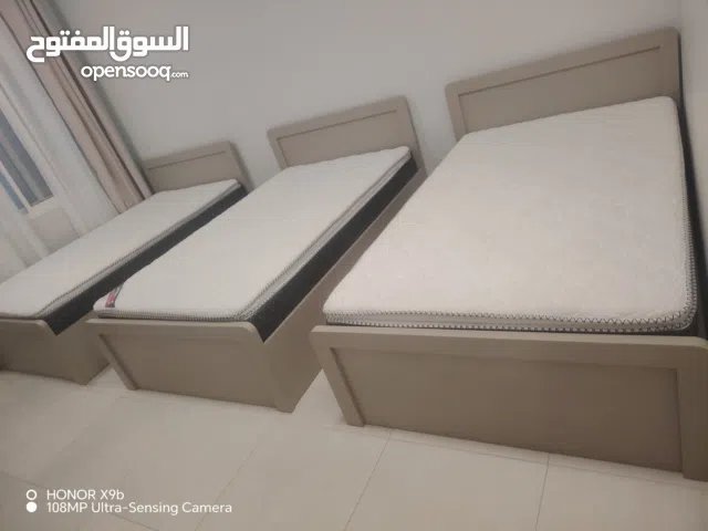 سرير اطفال جديدة مع دوشك رفيع الجودة Kids bed with mattress very high quality