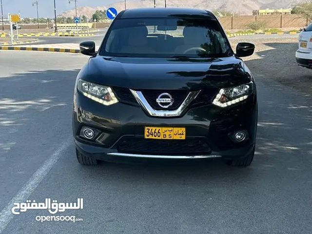 Nissan X-Trail 2015 in Al Dakhiliya