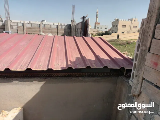 مظلة جملون للبيع بحالة الوكاله تصلح سقف كراج او سقف بيت درج الطول 570 وعرض 275