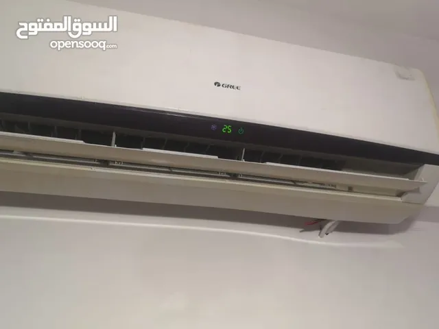 4 A/C in excelent condition