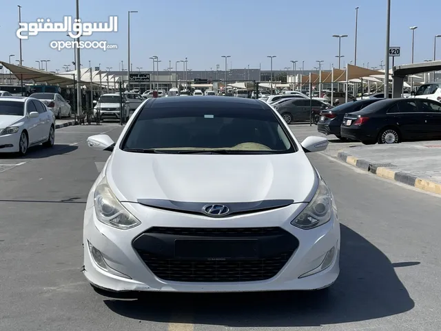 Hyundai Sonata 2.0L Hybrid SE 2012 FULL OPTION