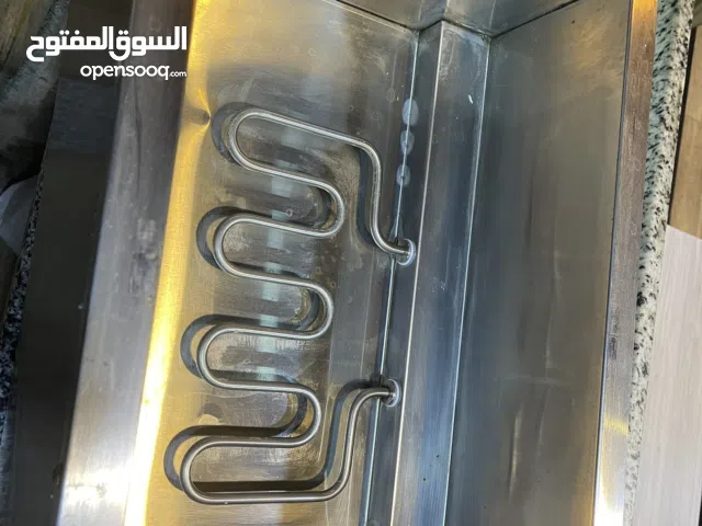 ماكينات كريب ووافل وسخان للشوكلاتة مستعمل بحالة الوكالة بسعر350دينار