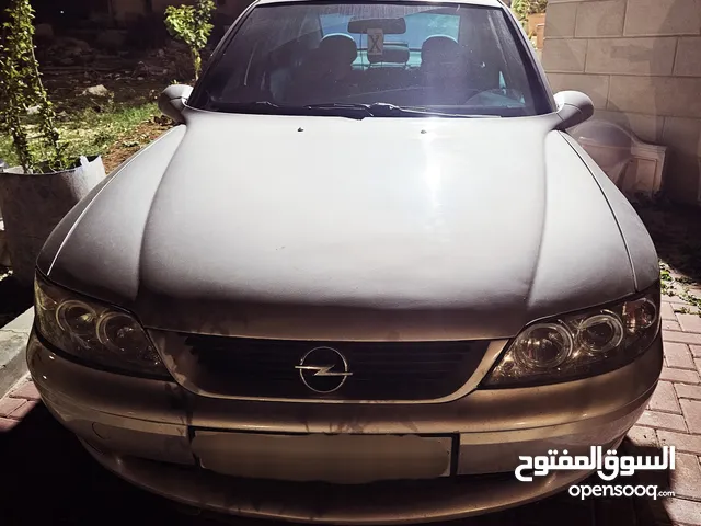 اوبل فكترا 1998