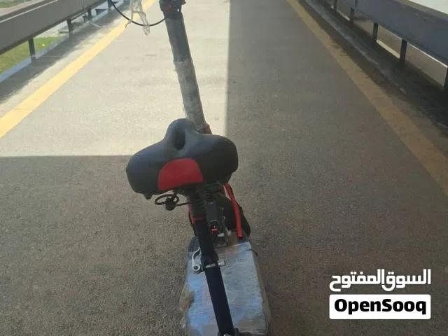 السلا عليكم عندي اسكوتر للبيع