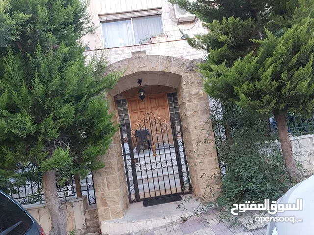 180m2 3 Bedrooms Townhouse for Sale in Amman Daheit Al Rasheed