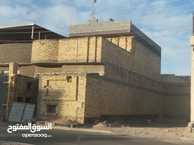190 m2 3 Bedrooms Townhouse for Sale in Basra Tannumah