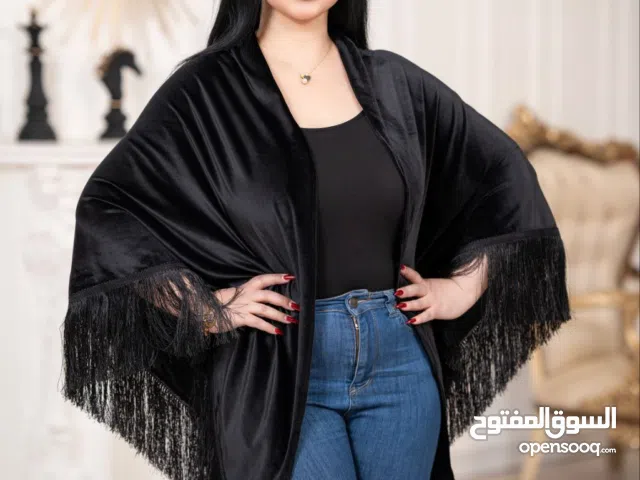 شال كتف اماراتي اعيد وأكول اماااراتي اصلي مو هذا السوكي لااا هذا خامه ثقيله وشغل بالغسالة ينغسل