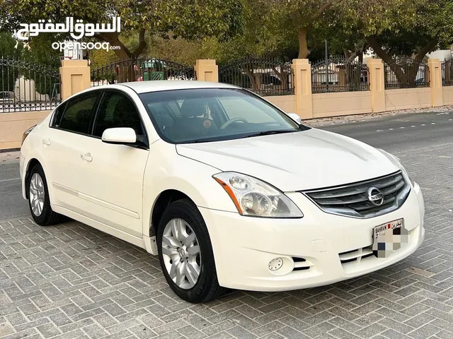 Nissan Altima 2012