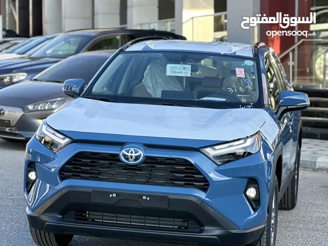 تويوتا راف فور 2023 وارد خليجي LE دفع رباعي لون ابيض وازرق بلك ادشن