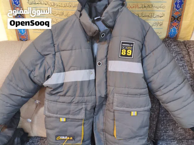 قمصان نفخ لون رصاصي من عمر 10الى 11