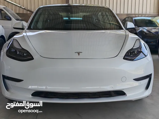 تيسلا 3 استاندر بلص 2022 فحص كامل عداد قليل بدون جمرك ابيض لؤلؤي مميزه
