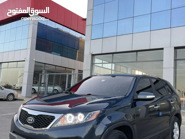 Used Kia Sorento in Tripoli