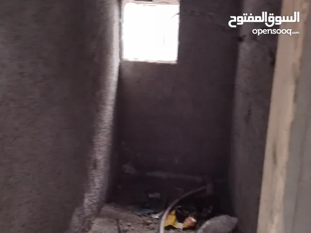 بيت عظم المغاريب واجهة حجر