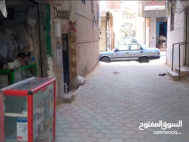 مخزن للايجار بفيلا 34 ب ممر 8 ميدان الاروجواي عند كبابجي عبدالباسط بالف مسكن وأمام مستشفى التأمين