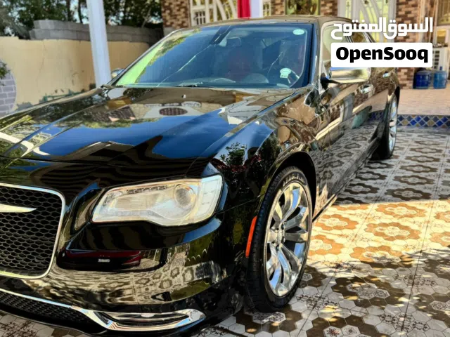 Used Chrysler 300 in Qadisiyah