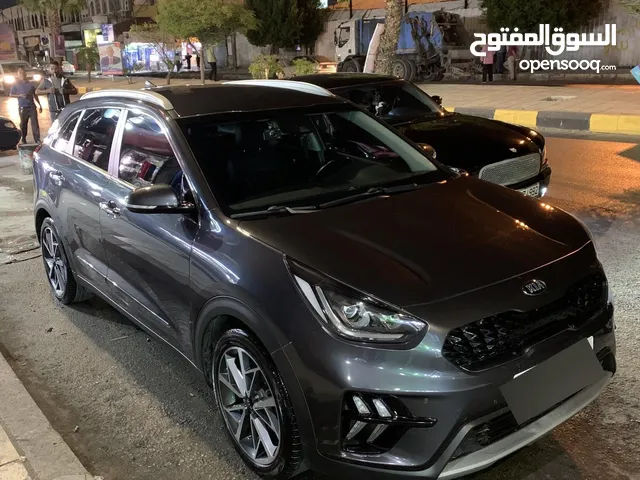 كيا نيرو هايبرد 2020 تورنج اعلا صنف عدا الفتحه مميزه جدا بحال الوكاله