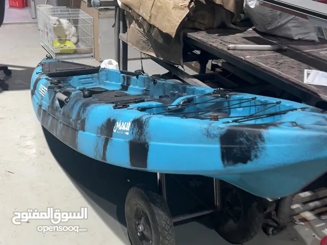 كاياك للبيع نوعية ممتازة