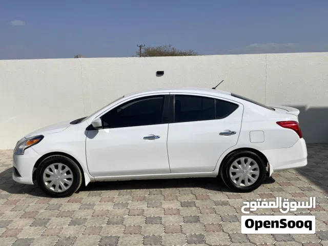 Used Nissan Versa in Al Dakhiliya