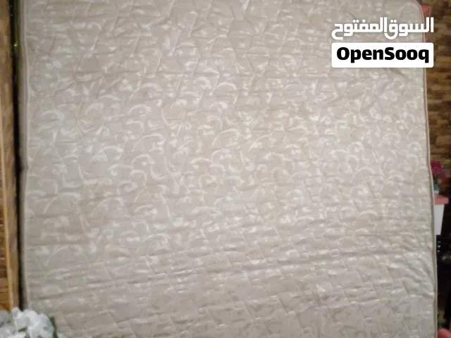 فرشه مزوجه مستعمله بحالة الوكاله