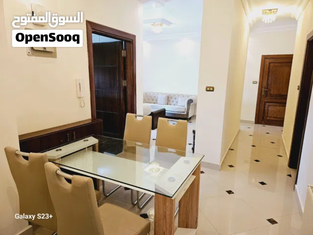 شقة مفروشة فاخرة بالجندويل من المالك مباشره بالقرب من شركه زين وبيت المفتول