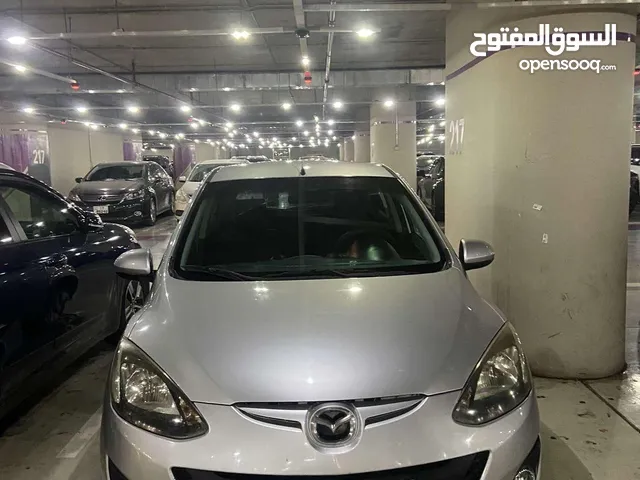 Mazda 2 2015