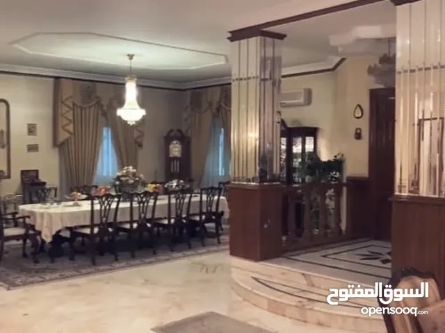 1100 m2 More than 6 bedrooms Villa for Sale in Amman Jubaiha