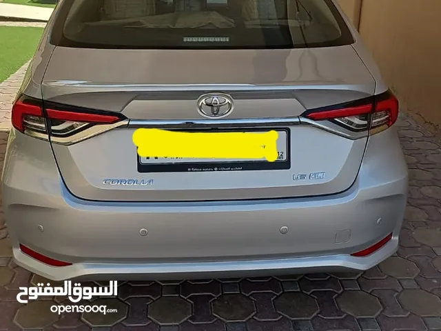 تويوتا كورولا 2020 لون فضي خليجي نظيف