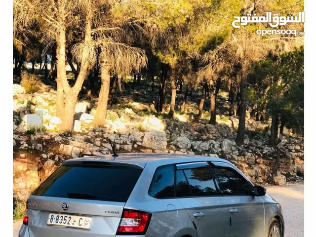 سكودا فابيا جير عادي بحالة ممتازة للبيع