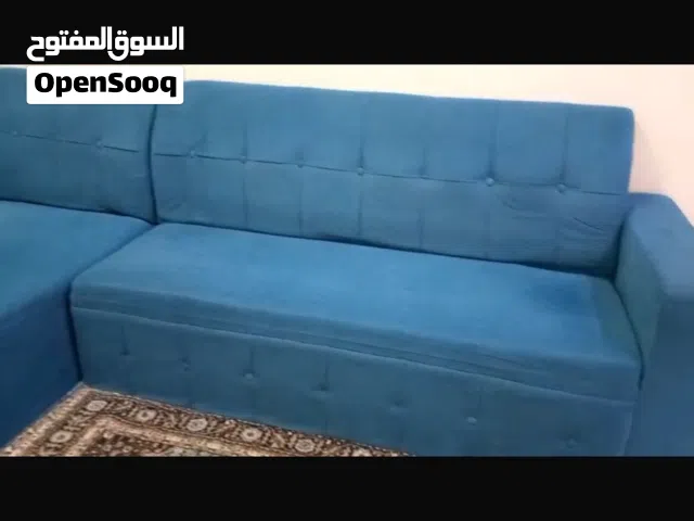 للبيع كراسي مع طاوله