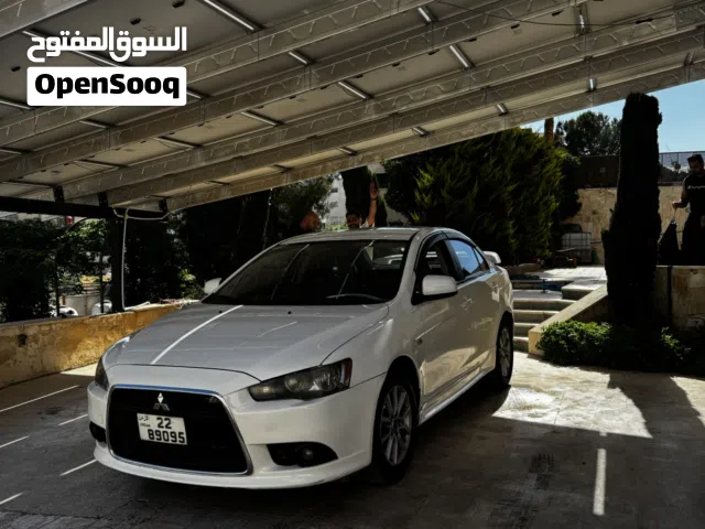 2015 ميتسوبيشي لانسر Standard