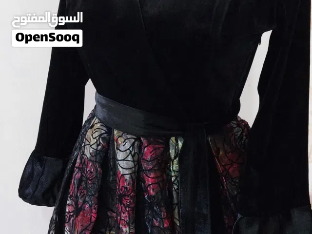 فستان مناسبات جديد للبيع