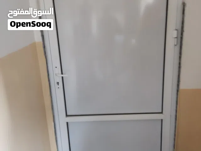 باب الأمنيوم للبيع