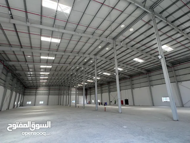 مخزن 3000متر مربع مجهز