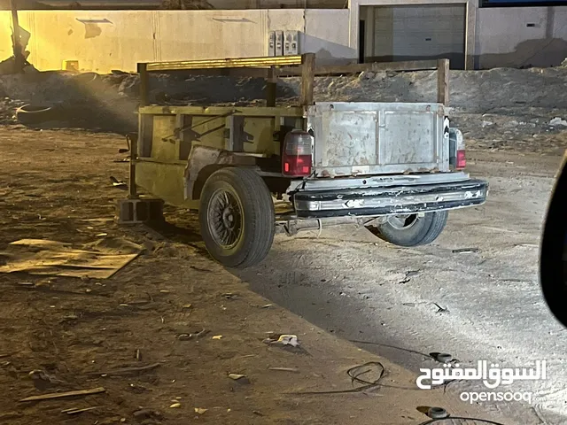 قلص للبيع بحاله جيده مفصل تفصال ومستخدم استخدام جيد
