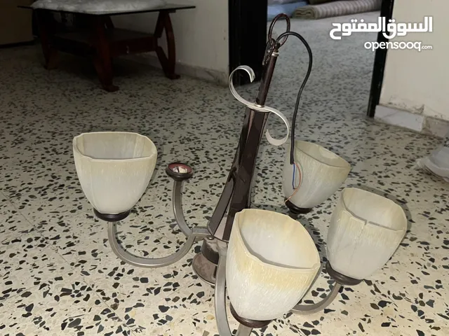 السلام عليكم عندي اثات مستعمل و فراشات