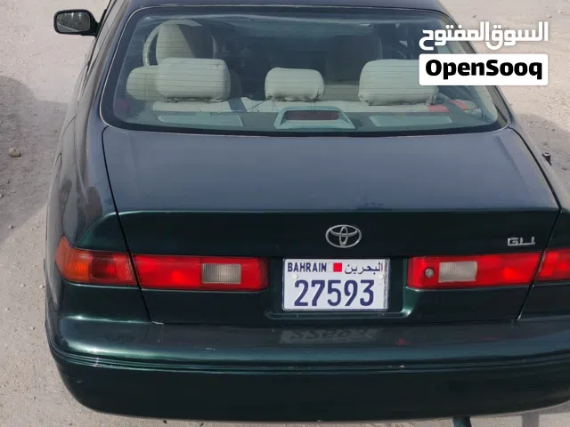 1999 تويوتا كامري GLX