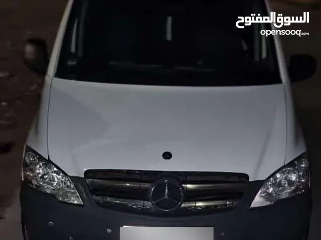 مرسيدس فيتو 2010